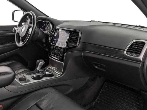 Jeep Grand Cherokee IV (WK2) Рестайлинг с пробегом 2018 года, цена 3 850 000 рублей, 75079 км, внедорожник, Автокод Объявления