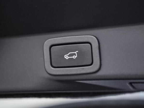 Land Rover Range Rover Sport II Рестайлинг с пробегом 2019 года, цена 7 400 000 рублей, 41765 км, внедорожник, Автокод Объявления