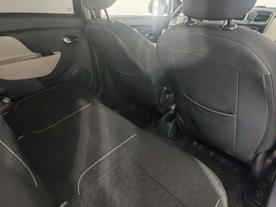 Renault Logan II Санкт-Петербург  - изображение 16