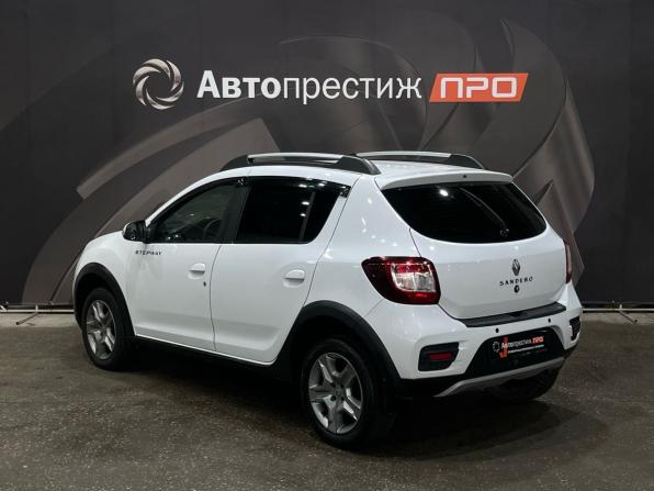Renault Sandero II Рестайлинг с пробегом 2021 года, цена 1 079 000 рублей, 98508 км, хэтчбек, Автокод Объявления