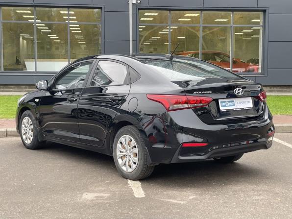 Hyundai Solaris II с пробегом 2018 года, цена 1 275 000 рублей, 125350 км, седан, Автокод Объявления