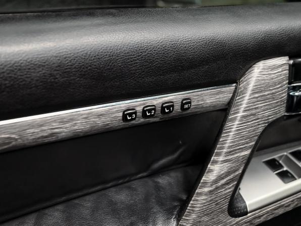 Toyota Land Cruiser 200 Series Рестайлинг 1 с пробегом 2014 года, цена 3 860 000 рублей, 283888 км, внедорожник, Автокод Объявления