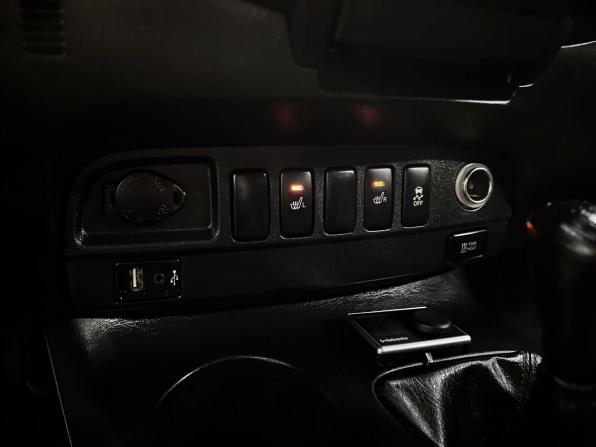 Toyota Hilux VII Рестайлинг с пробегом 2015 года, цена 2 395 000 рублей, 321277 км, offers.body_type.unknown, Автокод Объявления