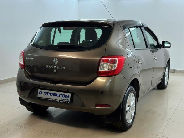 Renault Sandero II Рестайлинг с пробегом 2018 года, цена 960 000 рублей, 110042 км, хэтчбек, Автокод Объявления