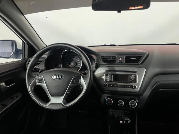 Kia Rio III Рестайлинг с пробегом 2017 года, цена 969 000 рублей, 130892 км, седан, Автокод Объявления