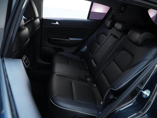 Kia Sportage IV Рестайлинг с пробегом 2021 года, цена 2 853 777 рублей, 36458 км, внедорожник, Автокод Объявления