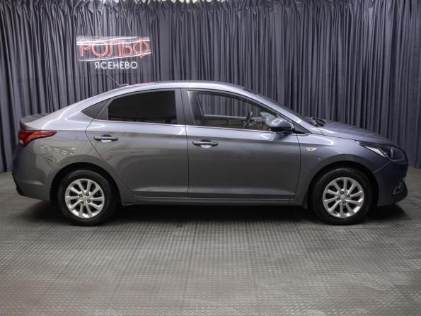 Hyundai Solaris II с пробегом 2019 года, цена 1 598 000 рублей, 130474 км, седан, Автокод Объявления