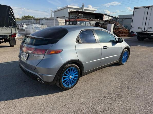 Honda Civic VIII Рестайлинг с пробегом 2008 года, цена 675 000 рублей, 233582 км, хэтчбек, Автокод Объявления