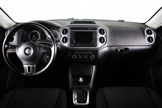 Volkswagen Tiguan I Рестайлинг с пробегом 2015 года, цена 1 599 000 рублей, 198333 км, внедорожник, Автокод Объявления