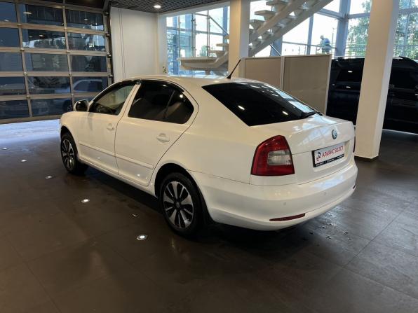Skoda Octavia II (A5) Рестайлинг с пробегом 2011 года, цена 658 000 рублей, 233478 км, лифтбек, Автокод Объявления