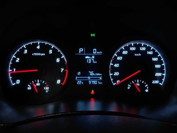 Hyundai Solaris II с пробегом 2020 года, цена 1 355 000 рублей, 97899 км, седан, Автокод Объявления