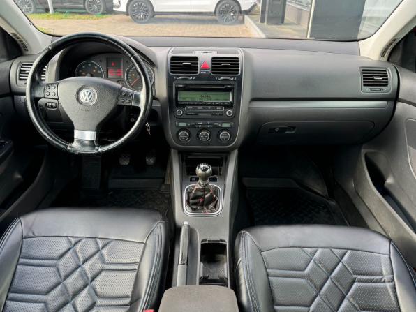 Volkswagen Jetta V с пробегом 2008 года, цена 375 000 рублей, 413039 км, седан, Автокод Объявления