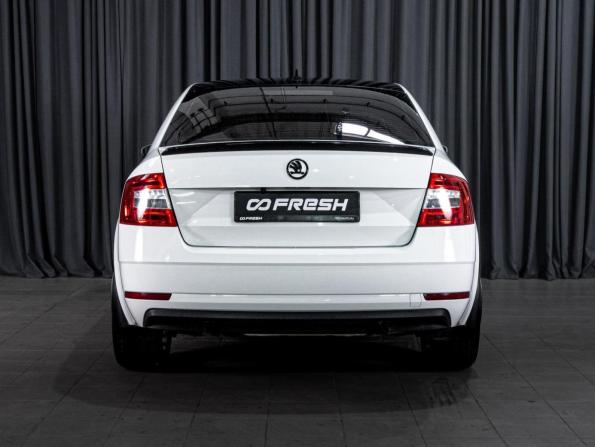 Skoda Octavia III (A7) Рестайлинг с пробегом 2018 года, цена 1 700 000 рублей, 87194 км, лифтбек, Автокод Объявления