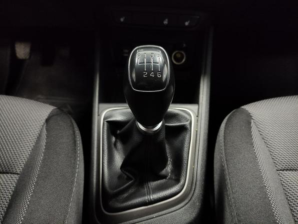 Hyundai Solaris II с пробегом 2018 года, цена 1 099 000 рублей, 177781 км, седан, Автокод Объявления