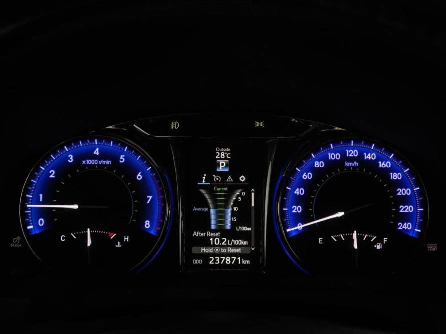Toyota Camry VII (XV50) Рестайлинг Химки  - изображение 11