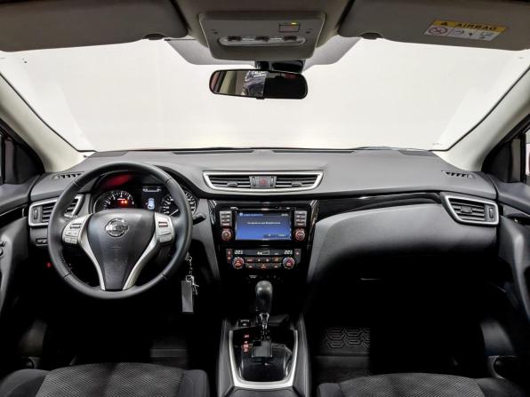 Nissan Qashqai II с пробегом 2017 года, цена 1 750 000 рублей, 66179 км, внедорожник, Автокод Объявления