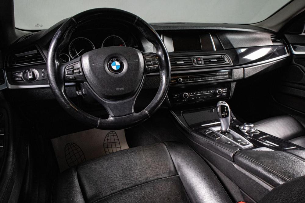 BMW 5 серии VI (F10/F11/F07) Рестайлинг Сургут  - изображение 12