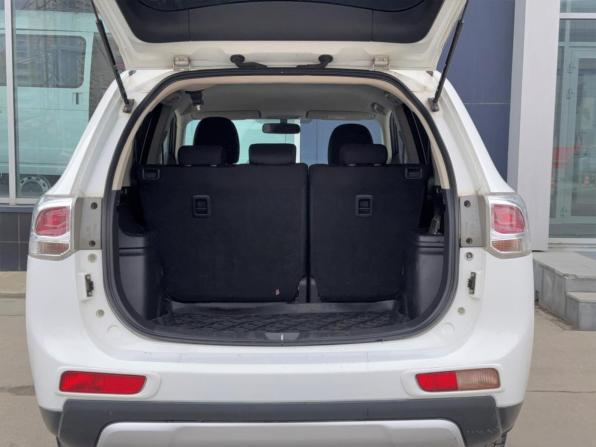 Mitsubishi Outlander III с пробегом 2014 года, цена 1 099 000 рублей, 286165 км, внедорожник, Автокод Объявления