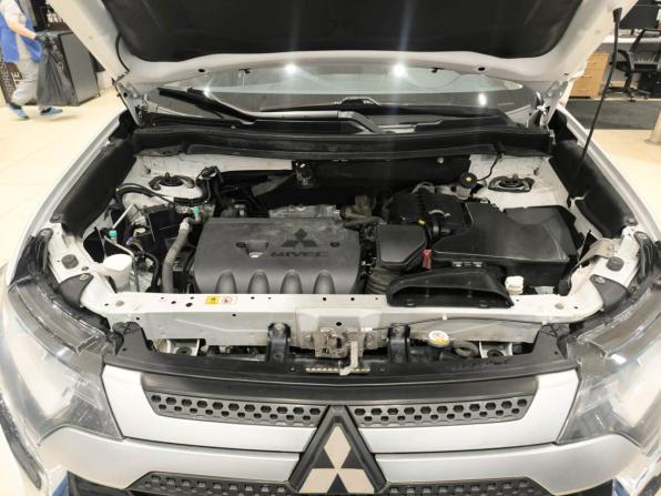 Mitsubishi Outlander III Рестайлинг 3 с пробегом 2022 года, цена 2 690 000 рублей, 76000 км, внедорожник, Автокод Объявления