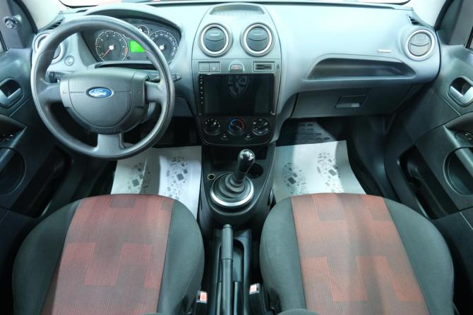 Ford Fiesta Mk5 с пробегом 2008 года, цена 689 000 рублей, 240550 км, хэтчбек, Автокод Объявления