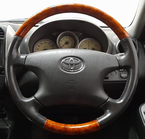 Toyota RAV4 II (XA20) Рестайлинг с пробегом 2004 года, цена 699 000 рублей, 267000 км, внедорожник, Автокод Объявления