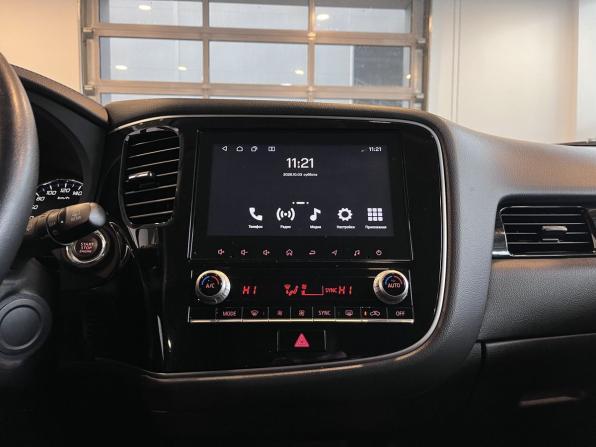 Mitsubishi Outlander III Рестайлинг 3 с пробегом 2021 года, цена 2 670 000 рублей, 42581 км, внедорожник, Автокод Объявления