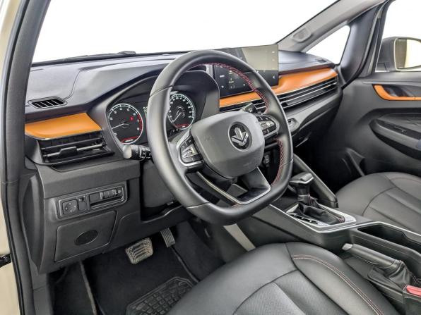 Livan X3 Pro с пробегом 2023 года, цена 1 350 000 рублей, 41165 км, внедорожник, Автокод Объявления