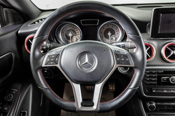 Mercedes-Benz CLA I (C117 X117) с пробегом 2014 года, цена 1 579 000 рублей, 179370 км, седан, Автокод Объявления