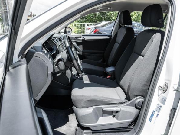 Volkswagen Tiguan II Рестайлинг с пробегом 2020 года, цена 3 255 000 рублей, 46021 км, внедорожник, Автокод Объявления
