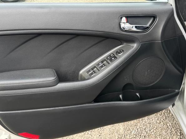 Kia Cerato III Рестайлинг (Classic) с пробегом 2018 года, цена 1 100 000 рублей, 228784 км, седан, Автокод Объявления