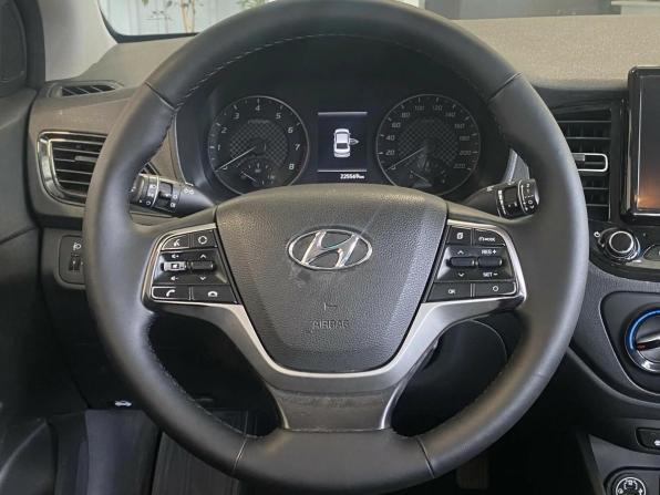 Hyundai Solaris II Рестайлинг с пробегом 2021 года, цена 1 284 000 рублей, 225400 км, седан, Автокод Объявления