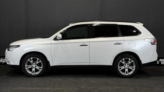 Mitsubishi Outlander III с пробегом 2012 года, цена 1 420 000 рублей, 152600 км, внедорожник, Автокод Объявления