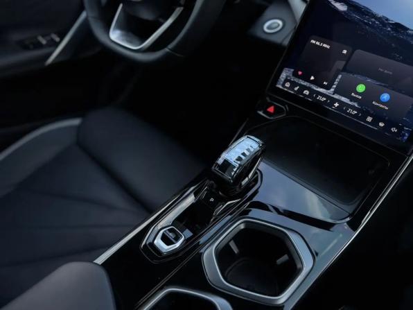 Geely Atlas II с пробегом 2024 года, цена 2 669 000 рублей, 42392 км, внедорожник, Автокод Объявления