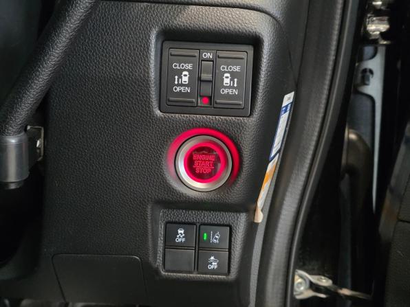 Honda N-BOX II с пробегом 2018 года, цена 1 147 000 рублей, 142356 км, минивэн, Автокод Объявления