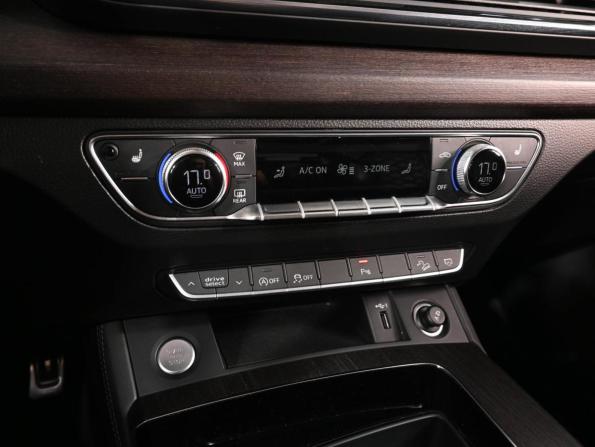 Audi Q5 II (FY) Рестайлинг с пробегом 2020 года, цена 3 999 000 рублей, 103889 км, внедорожник, Автокод Объявления