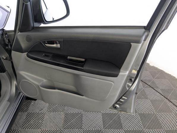Suzuki SX4 I (Classic) Рестайлинг с пробегом 2013 года, цена 825 000 рублей, 205822 км, хэтчбек, Автокод Объявления