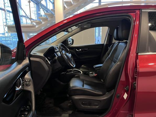 Nissan Qashqai II с пробегом 2018 года, цена 2 035 000 рублей, 106490 км, внедорожник, Автокод Объявления