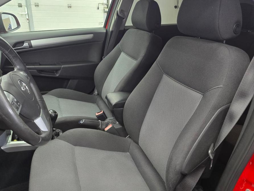 Opel Astra H Рестайлинг Таганрог  - изображение 12