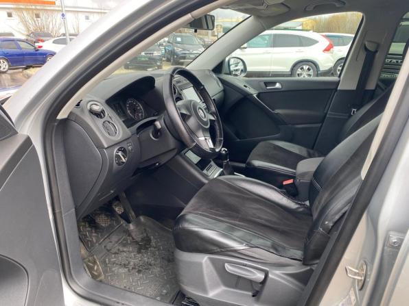 Volkswagen Tiguan I Рестайлинг с пробегом 2012 года, цена 1 000 000 рублей, 179484 км, внедорожник, Автокод Объявления
