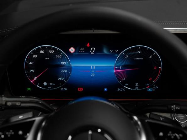 Mercedes-Benz V-Класс III (W447) Рестайлинг 2 с пробегом 2026 года, цена 46 000 000 рублей, 18 км, минивэн, Автокод Объявления