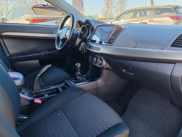 Mitsubishi Lancer X Рестайлинг с пробегом 2012 года, цена 689 000 рублей, 239811 км, седан, Автокод Объявления