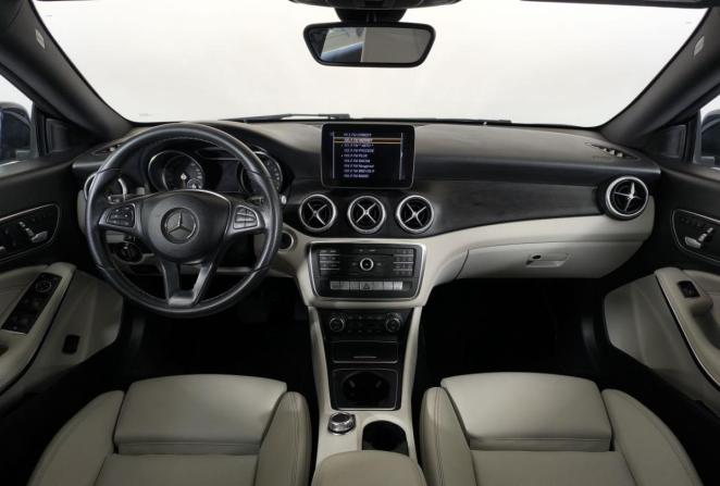 Mercedes-Benz CLA I (C117 X117) Рестайлинг с пробегом 2018 года, цена 2 300 000 рублей, 77067 км, седан, Автокод Объявления