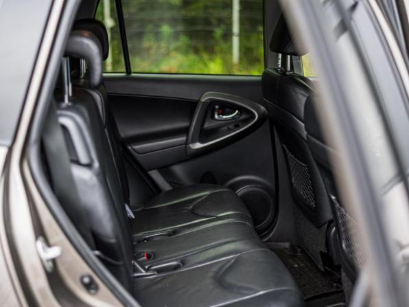 Toyota RAV4 III (XA30) Рестайлинг с пробегом 2012 года, цена 1 199 000 рублей, 212632 км, внедорожник, Автокод Объявления