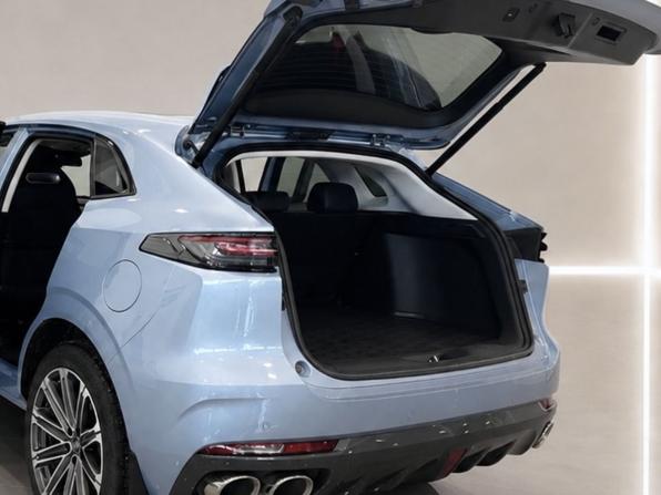 Changan UNI-K с пробегом 2023 года, цена 3 099 000 рублей, 33319 км, внедорожник, Автокод Объявления