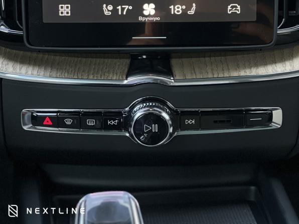 Новый Volvo XC60 II Рестайлинг 2 2026 года, цена 10 490 000 рублей, внедорожник, Автокод Объявления