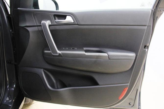 Kia Sportage IV Рестайлинг с пробегом 2021 года, цена 2 596 400 рублей, 113971 км, внедорожник, Автокод Объявления
