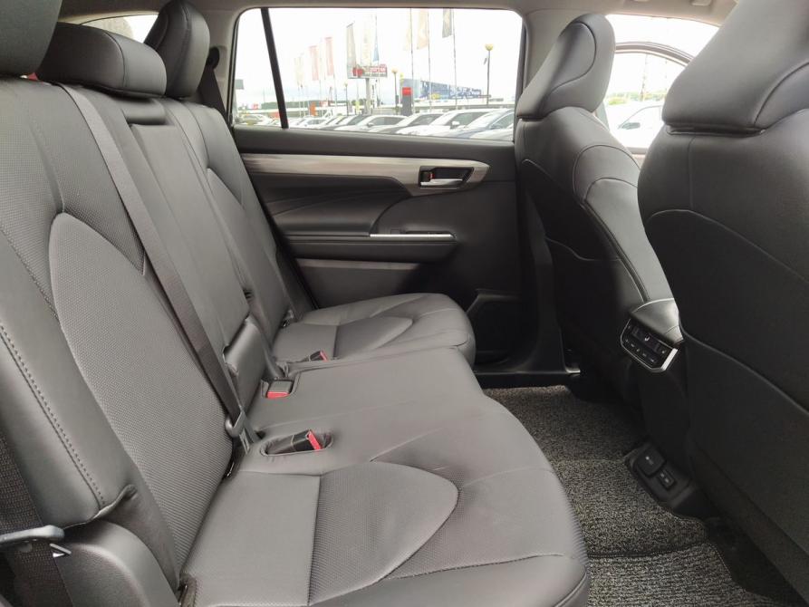 Toyota Highlander IV (XU70) Екатеринбург  - изображение 24