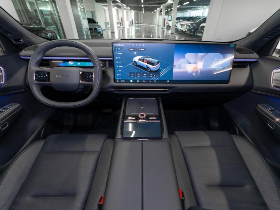 Lynk &amp; Co 900 Москва  - изображение 8