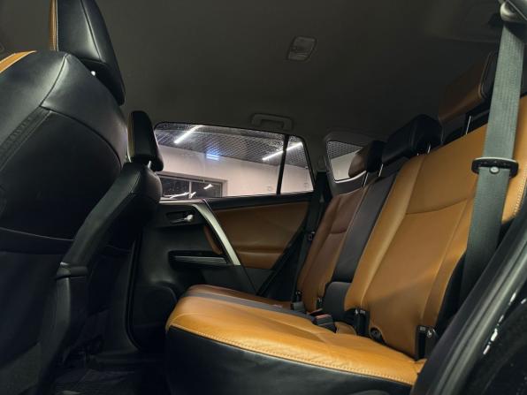 Toyota RAV4 IV (XA40) Рестайлинг с пробегом 2017 года, цена 2 449 000 рублей, 199833 км, внедорожник, Автокод Объявления