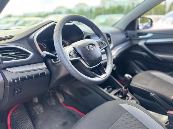 Lada (ВАЗ) Vesta I Рестайлинг (NG) с пробегом 2025 года, цена 1 405 000 рублей, 27050 км, седан, Автокод Объявления